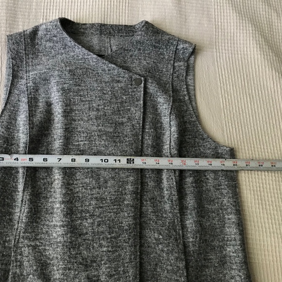 M&S Wool blend vest, Knee length EUC - Picture 5 of 5